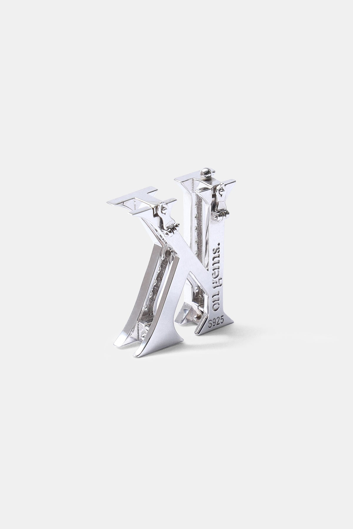 Silver Charm K