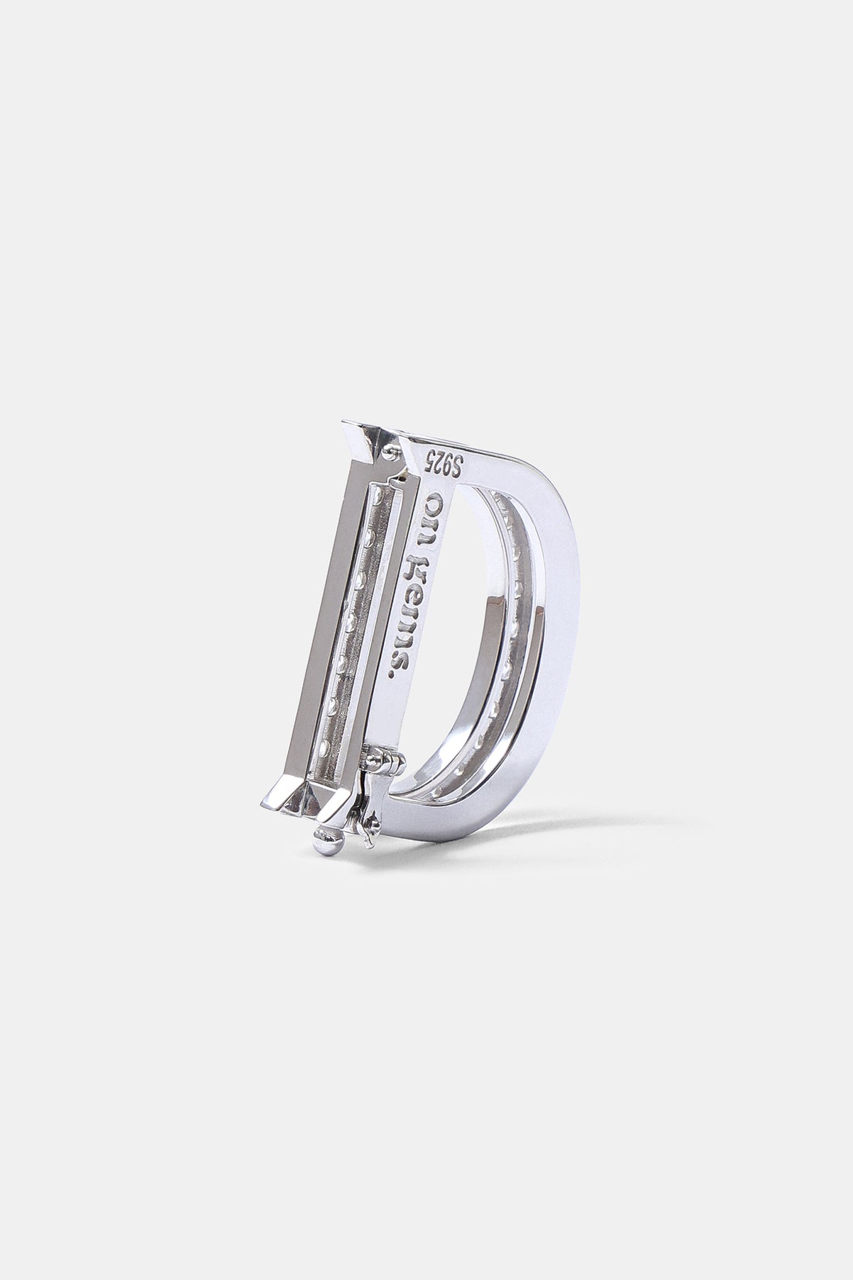 Silver Charm D