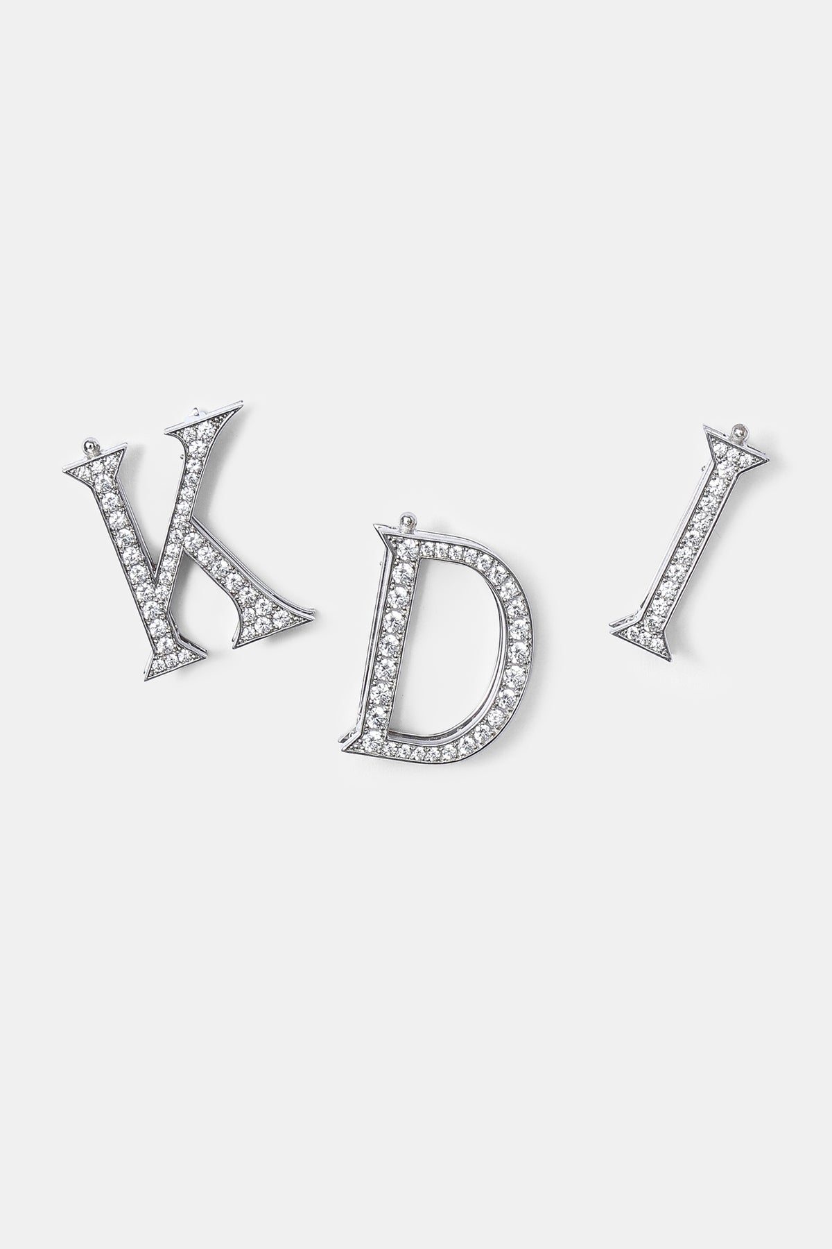 Silver Charm D