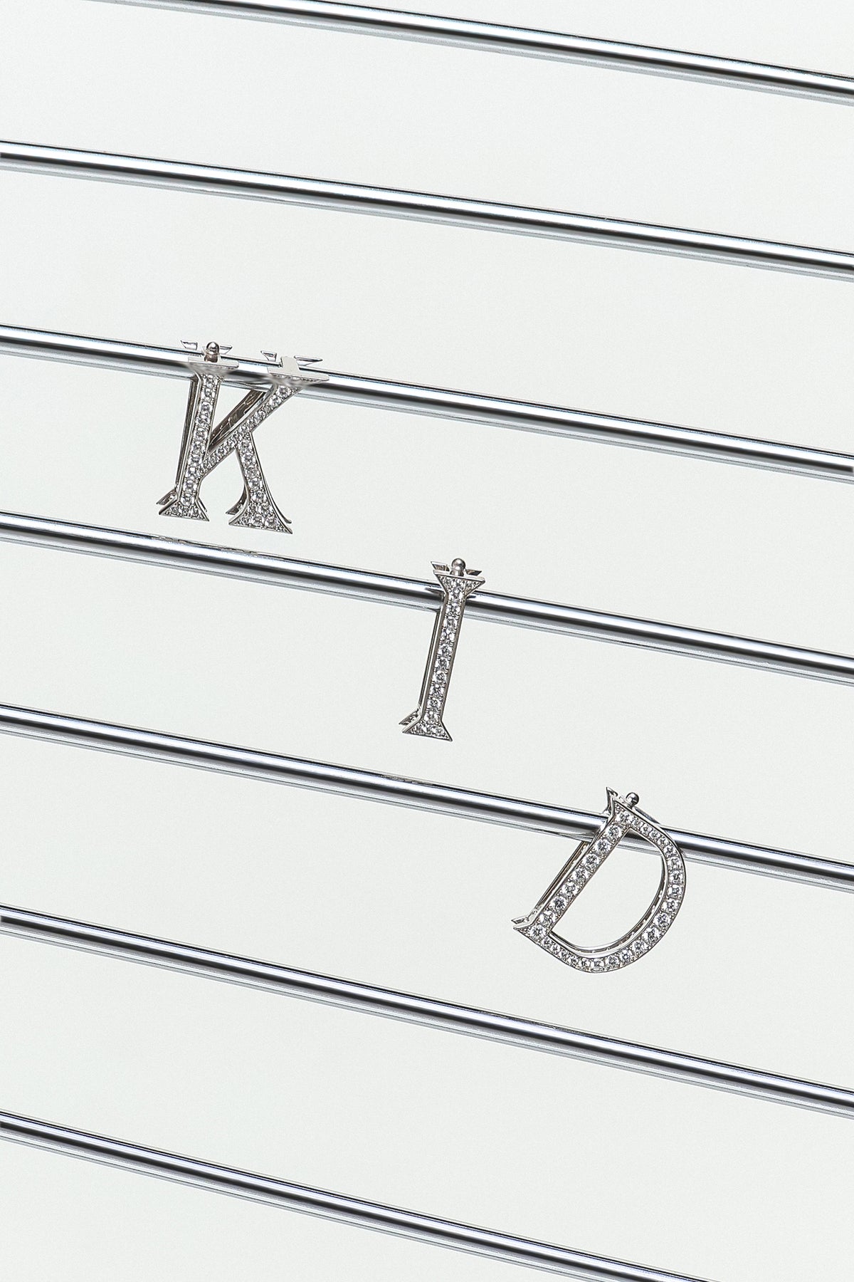 Silver Charm K