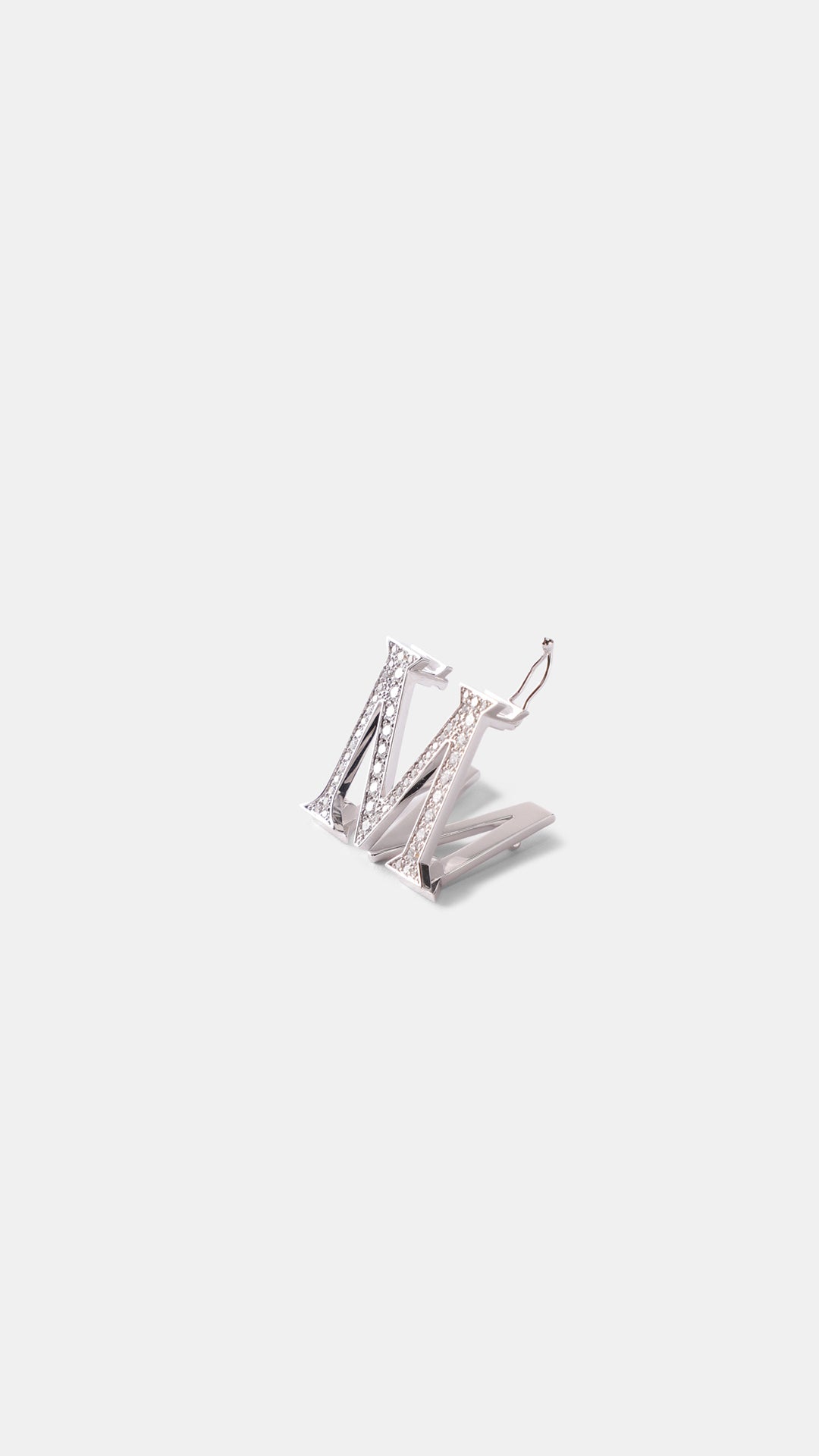 Silver Charm M